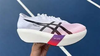 I Tested the Asics Metaspeed Ray for a Month: Here is My Verdict